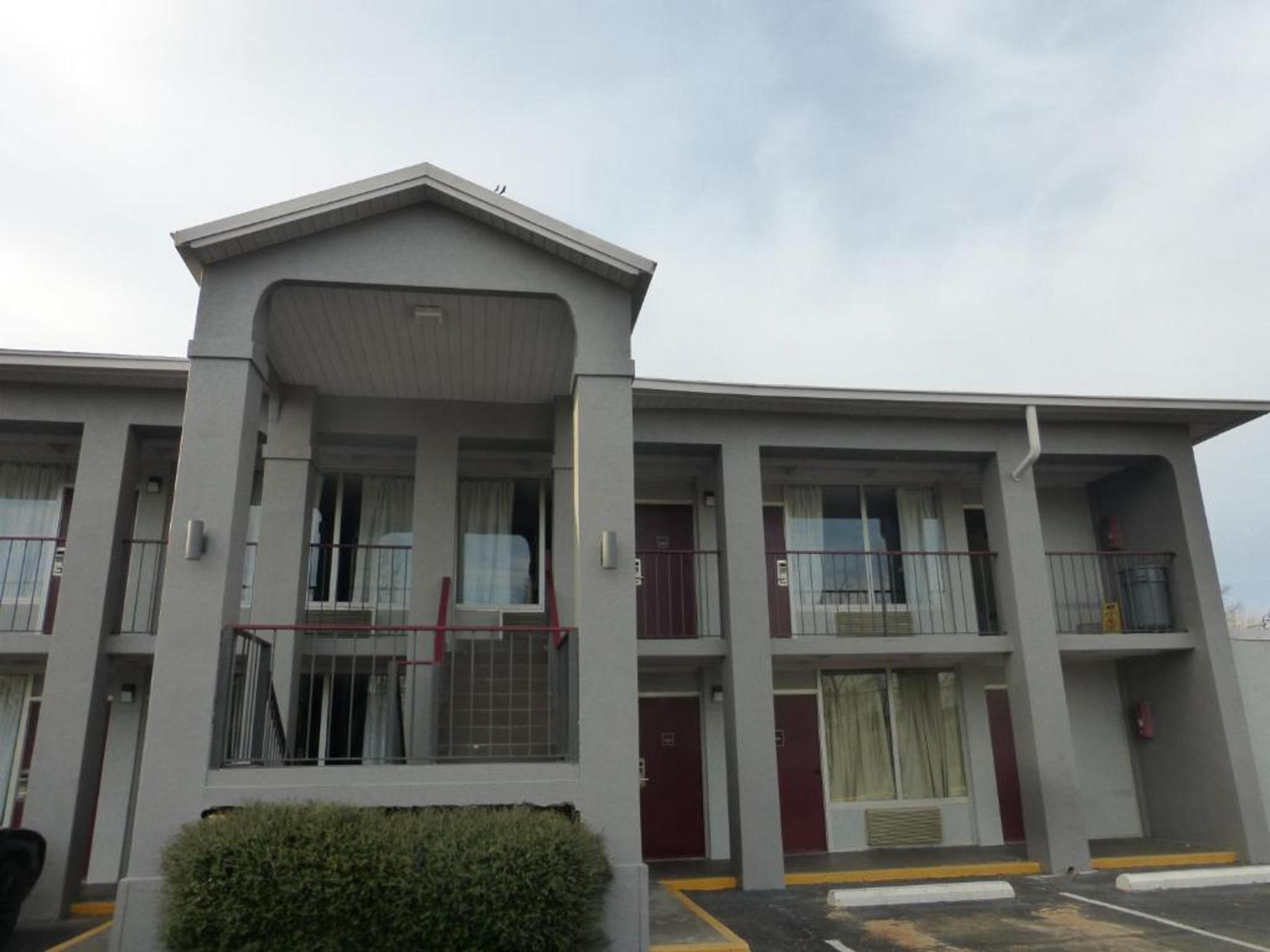 Red Roof Inn Evergreen Esterno foto