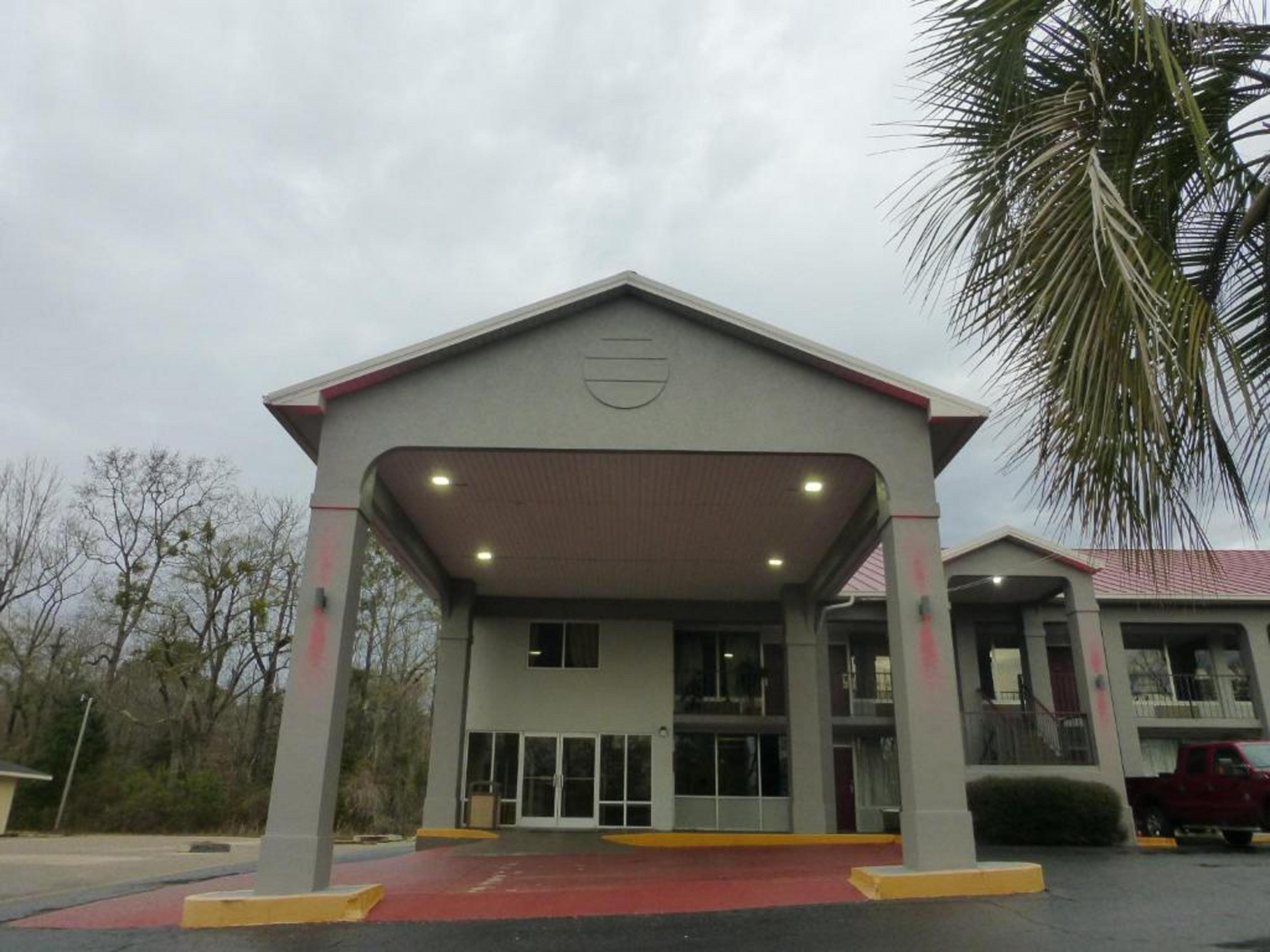 Red Roof Inn Evergreen Esterno foto